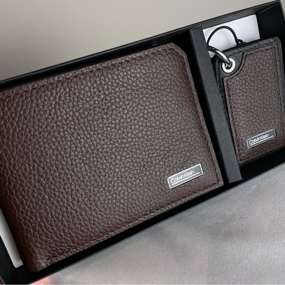 Calvin Klein Wallet Keychain Bottle Opener Gift Set for Men in Brown, with Box.